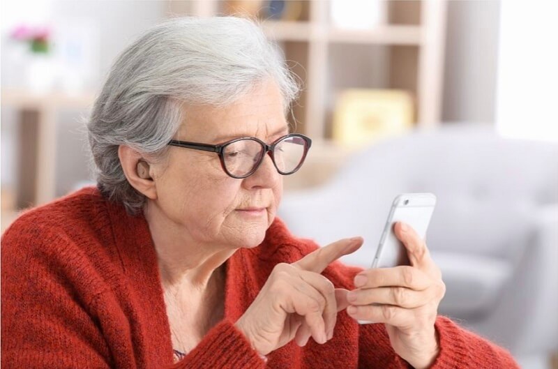 How To Make A Smartphone Elder Friendly